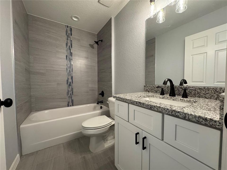 For Sale: $239,900 (3 beds, 2 baths, 1380 Square Feet)