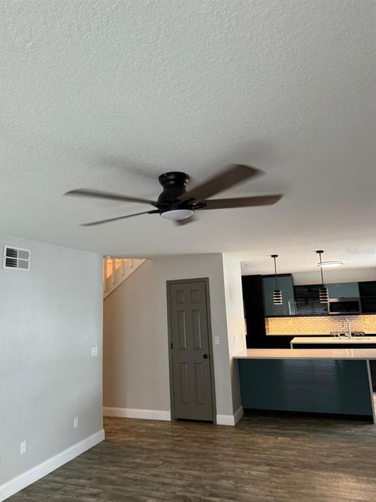 В аренду: $3,700 (4 спален, 2 ванн, 2888 Квадратных фут)