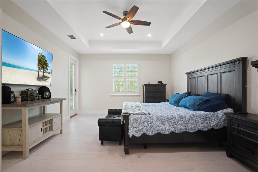 На продажу: $695,000 (3 спален, 3 ванн, 2482 Квадратных фут)