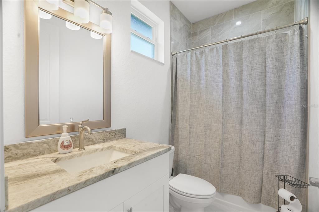 На продажу: $695,000 (3 спален, 3 ванн, 2482 Квадратных фут)