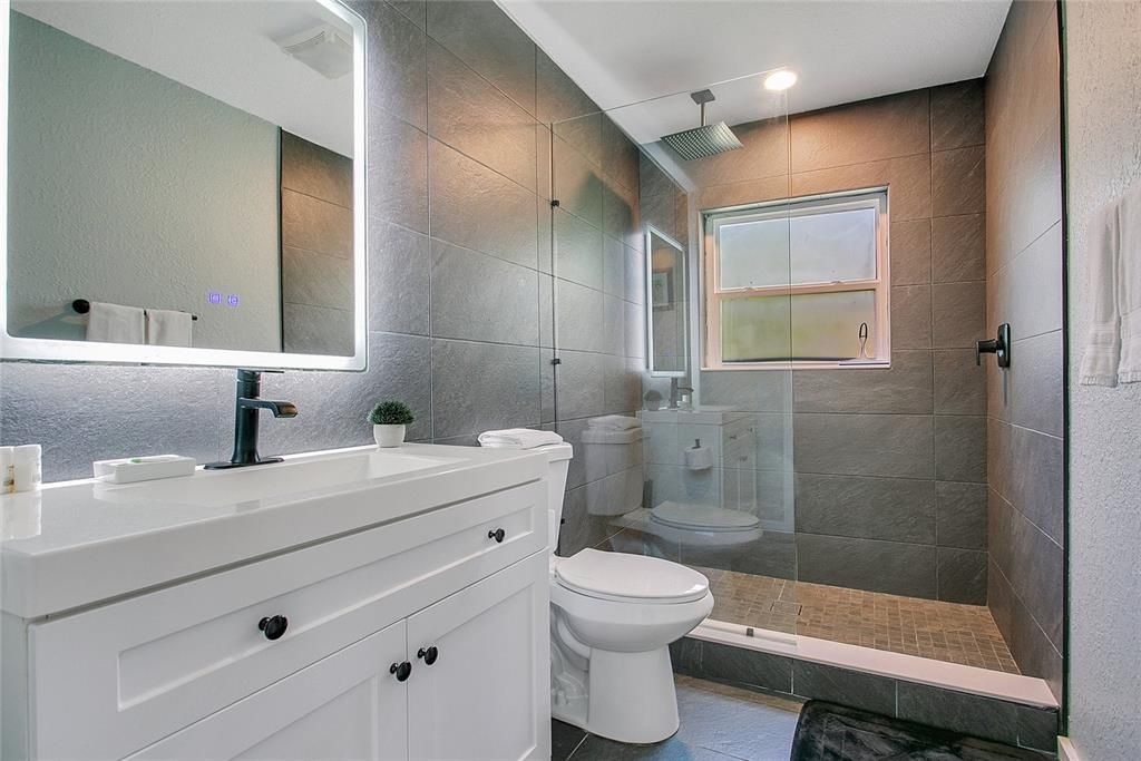 待售: $555,000 (3 贝兹, 2 浴室, 1104 平方英尺)