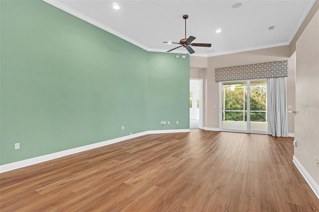 For Sale: $410,000 (3 beds, 2 baths, 1840 Square Feet)