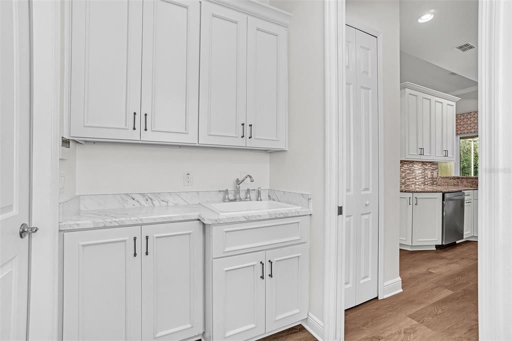 For Sale: $410,000 (3 beds, 2 baths, 1840 Square Feet)