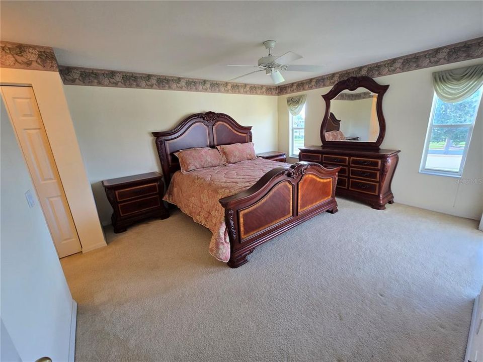 待售: $274,990 (2 贝兹, 2 浴室, 1313 平方英尺)