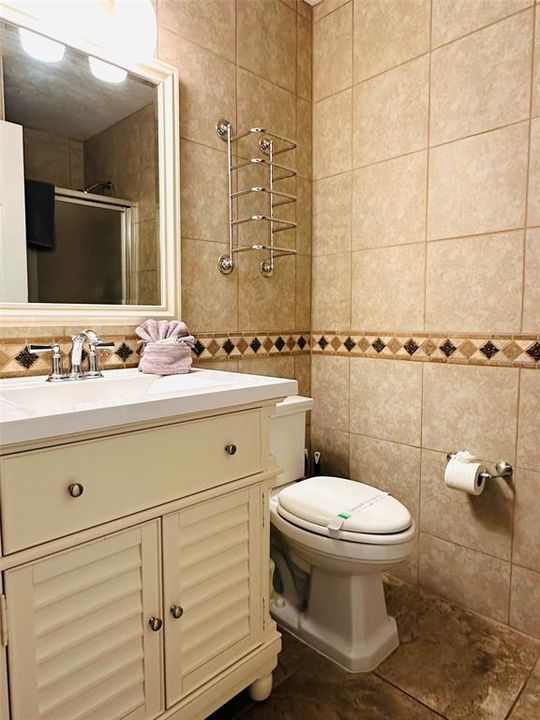 На продажу: $525,000 (5 спален, 3 ванн, 2317 Квадратных фут)