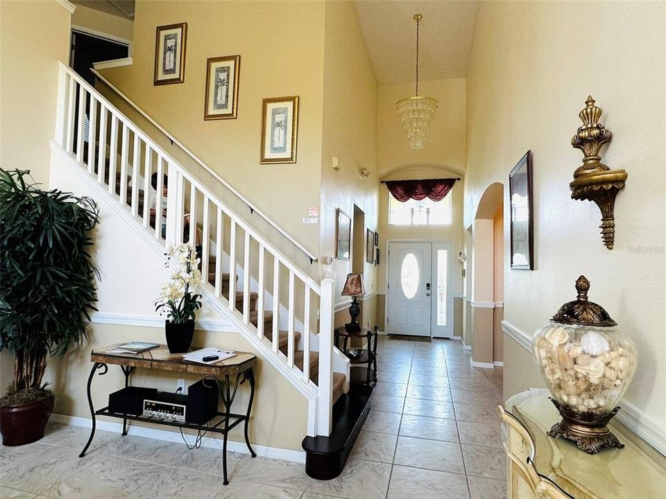 На продажу: $525,000 (5 спален, 3 ванн, 2317 Квадратных фут)