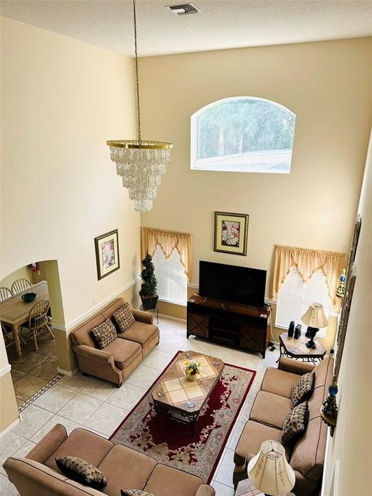 На продажу: $525,000 (5 спален, 3 ванн, 2317 Квадратных фут)