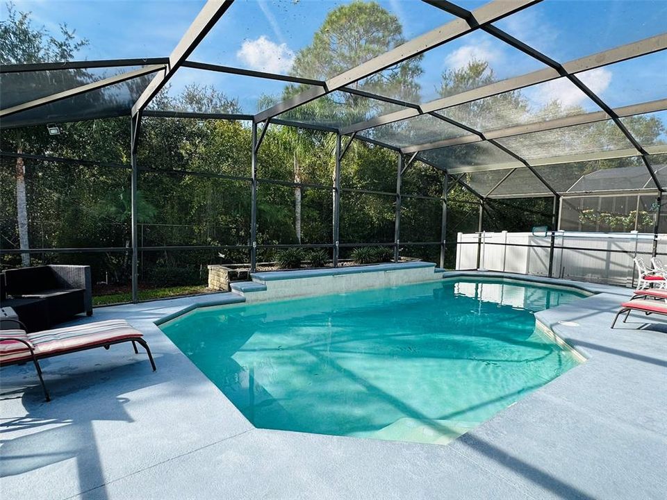 На продажу: $525,000 (5 спален, 3 ванн, 2317 Квадратных фут)