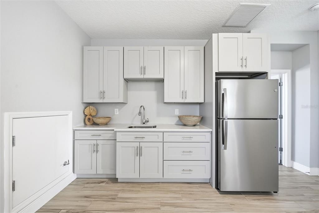 На продажу: $1,350,000 (5 спален, 6 ванн, 4018 Квадратных фут)