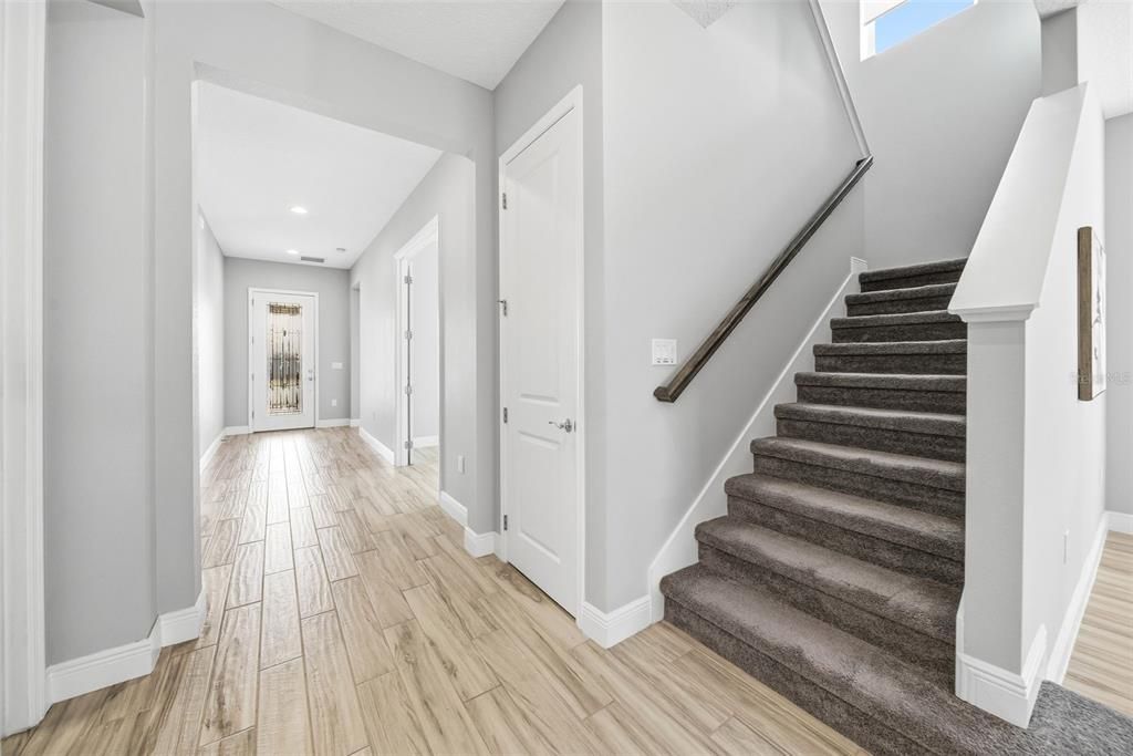 На продажу: $1,350,000 (5 спален, 6 ванн, 4018 Квадратных фут)