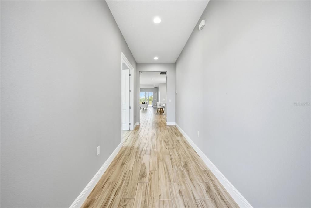 На продажу: $1,350,000 (5 спален, 6 ванн, 4018 Квадратных фут)