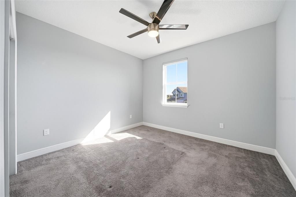 На продажу: $1,350,000 (5 спален, 6 ванн, 4018 Квадратных фут)