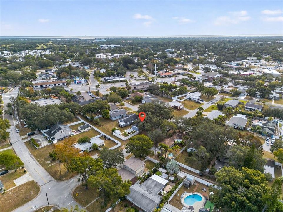 For Rent: $3,300 (3 beds, 1 baths, 1274 Square Feet)