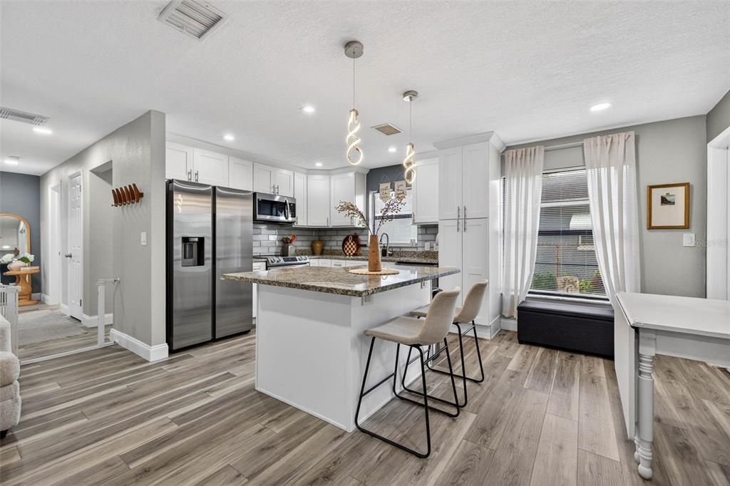 For Rent: $3,300 (3 beds, 1 baths, 1274 Square Feet)