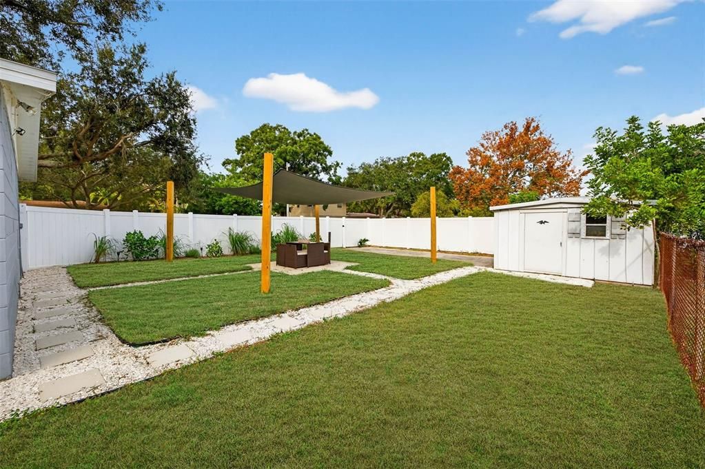 For Rent: $3,300 (3 beds, 1 baths, 1274 Square Feet)