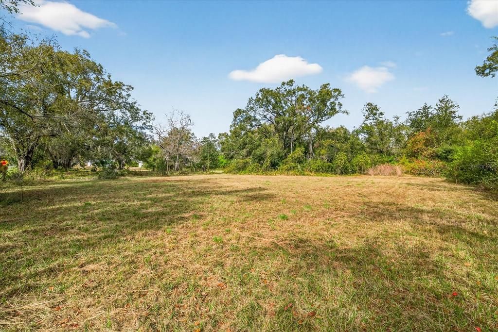For Sale: $1,250,000 (2.52 acres)
