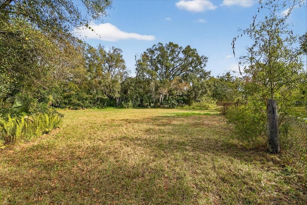For Sale: $1,250,000 (2.52 acres)