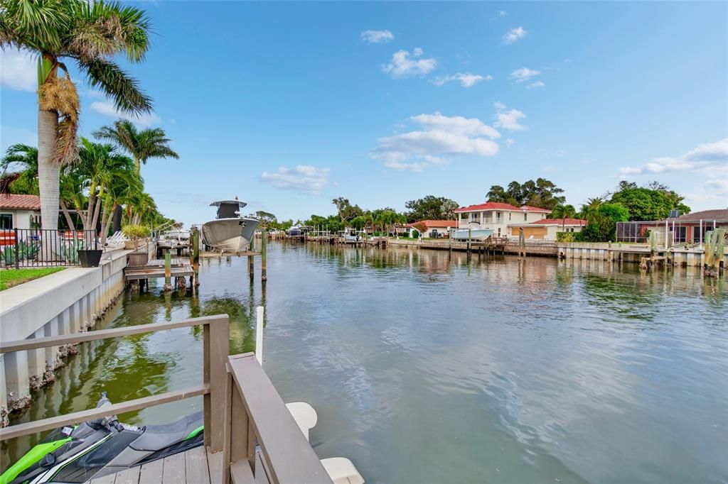 En Venta: $1,595,000 (5 camas, 3 baños, 2495 Pies cuadrados)