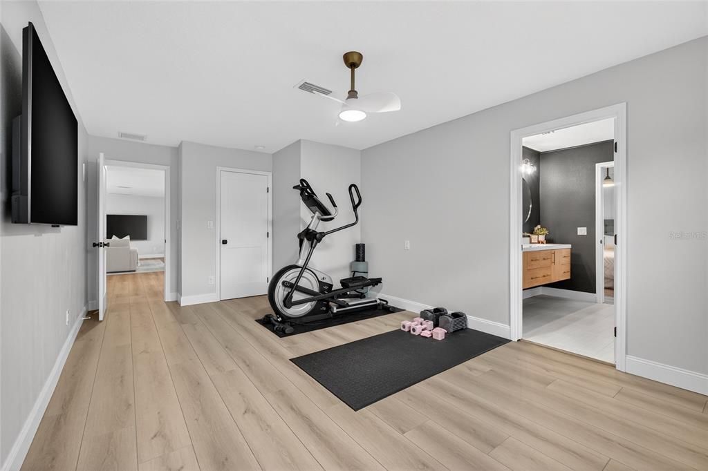 En Venta: $1,595,000 (5 camas, 3 baños, 2495 Pies cuadrados)