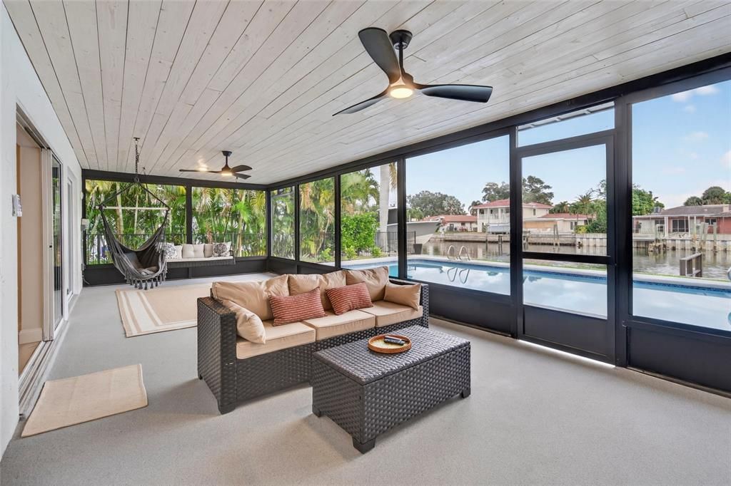 En Venta: $1,595,000 (5 camas, 3 baños, 2495 Pies cuadrados)