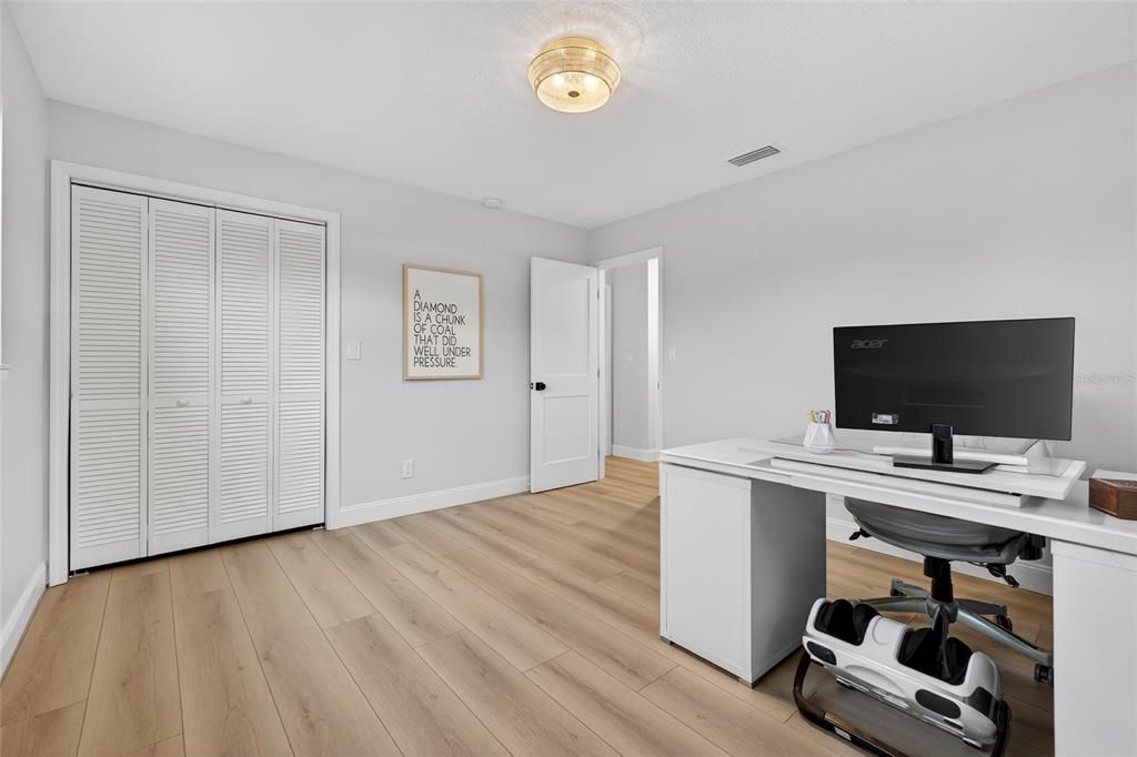 En Venta: $1,595,000 (5 camas, 3 baños, 2495 Pies cuadrados)