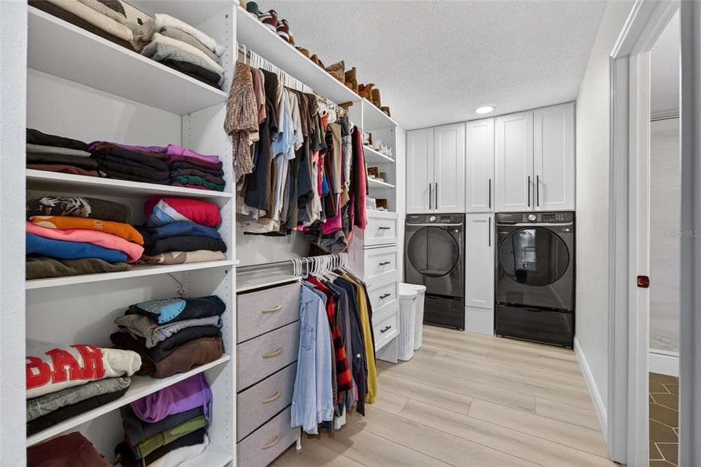 En Venta: $1,595,000 (5 camas, 3 baños, 2495 Pies cuadrados)