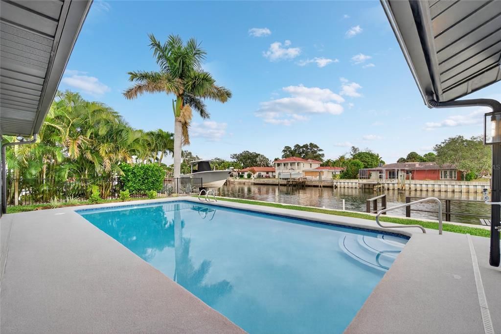 En Venta: $1,595,000 (5 camas, 3 baños, 2495 Pies cuadrados)