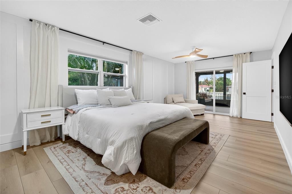 En Venta: $1,595,000 (5 camas, 3 baños, 2495 Pies cuadrados)