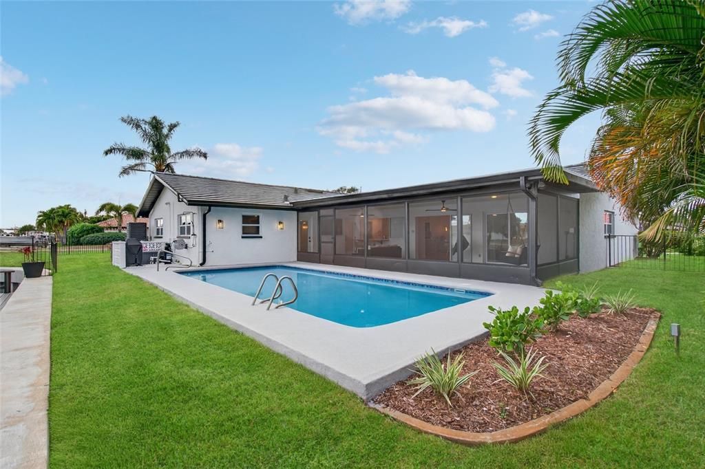 En Venta: $1,595,000 (5 camas, 3 baños, 2495 Pies cuadrados)