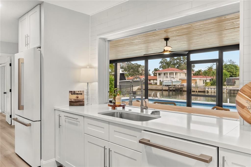 En Venta: $1,595,000 (5 camas, 3 baños, 2495 Pies cuadrados)