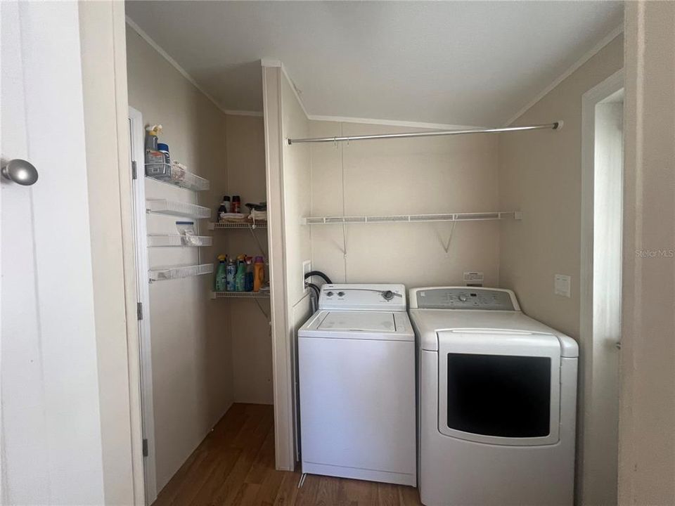 En Venta: $172,500 (3 camas, 2 baños, 1141 Pies cuadrados)