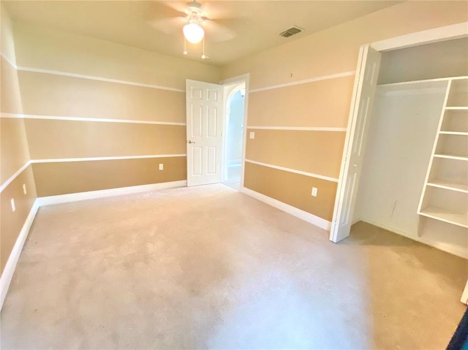 For Rent: $2,200 (4 beds, 2 baths, 1874 Square Feet)