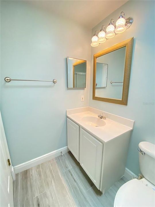 For Rent: $2,200 (4 beds, 2 baths, 1874 Square Feet)