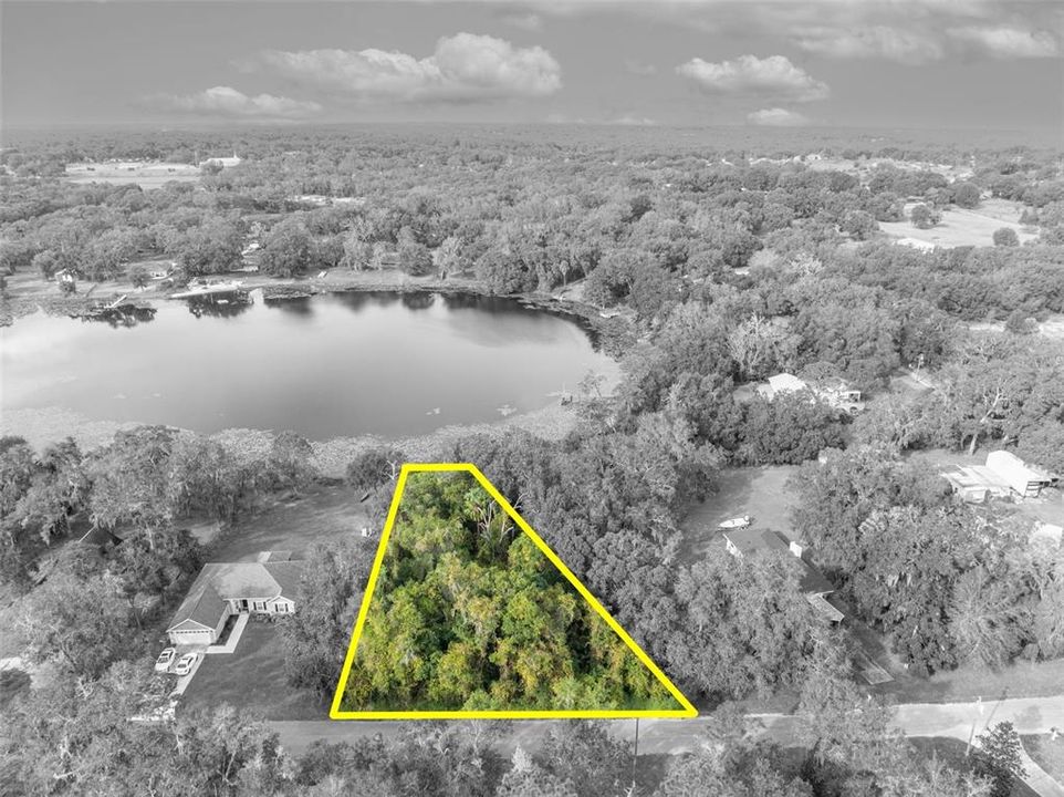 En Venta: $115,000 (0.42 acres)