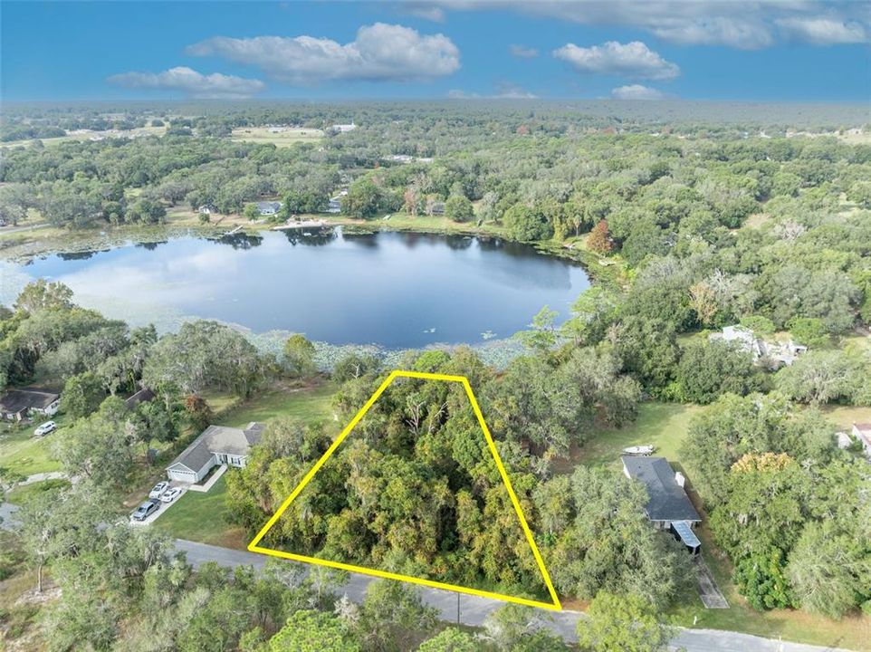 En Venta: $115,000 (0.42 acres)