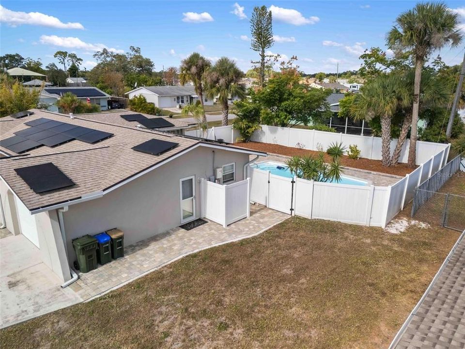 待售: $320,000 (3 贝兹, 2 浴室, 1589 平方英尺)