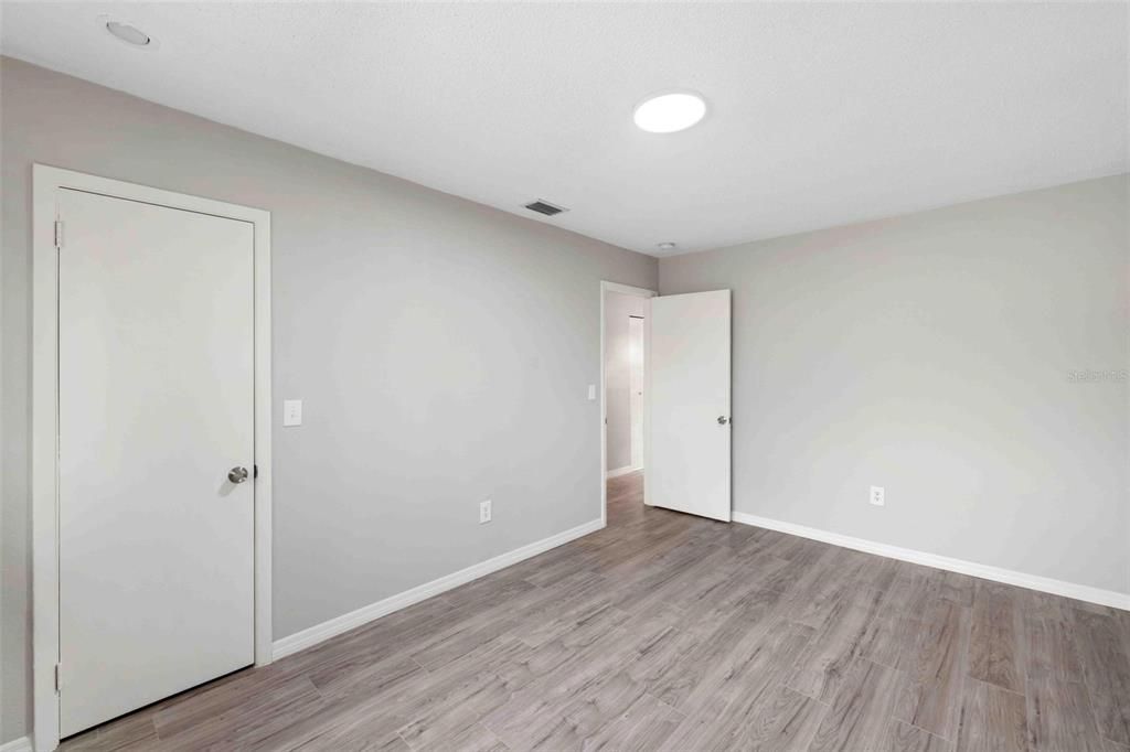 待售: $320,000 (3 贝兹, 2 浴室, 1589 平方英尺)