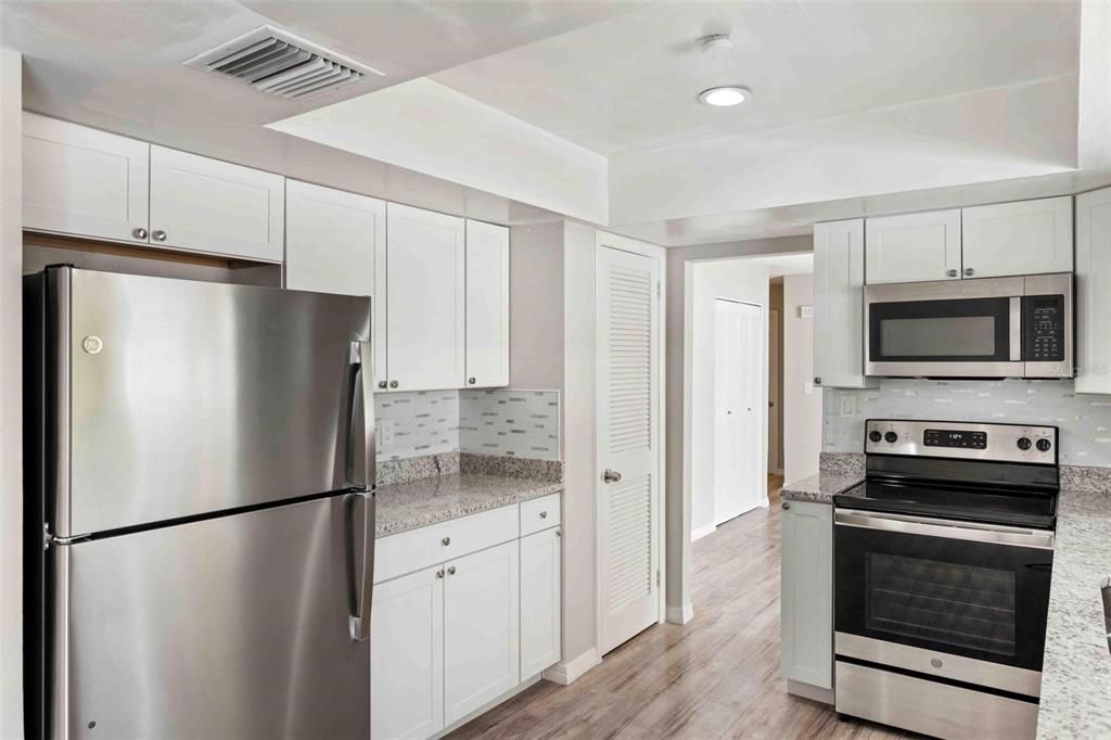 待售: $320,000 (3 贝兹, 2 浴室, 1589 平方英尺)