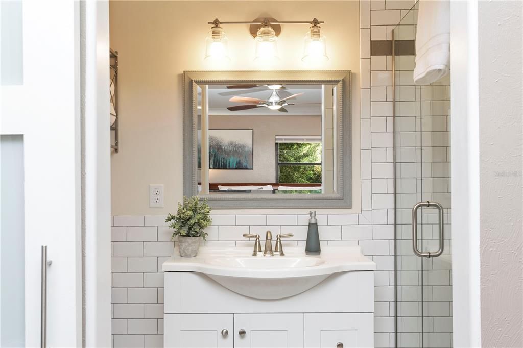 For Rent: $3,300 (4 beds, 2 baths, 1605 Square Feet)