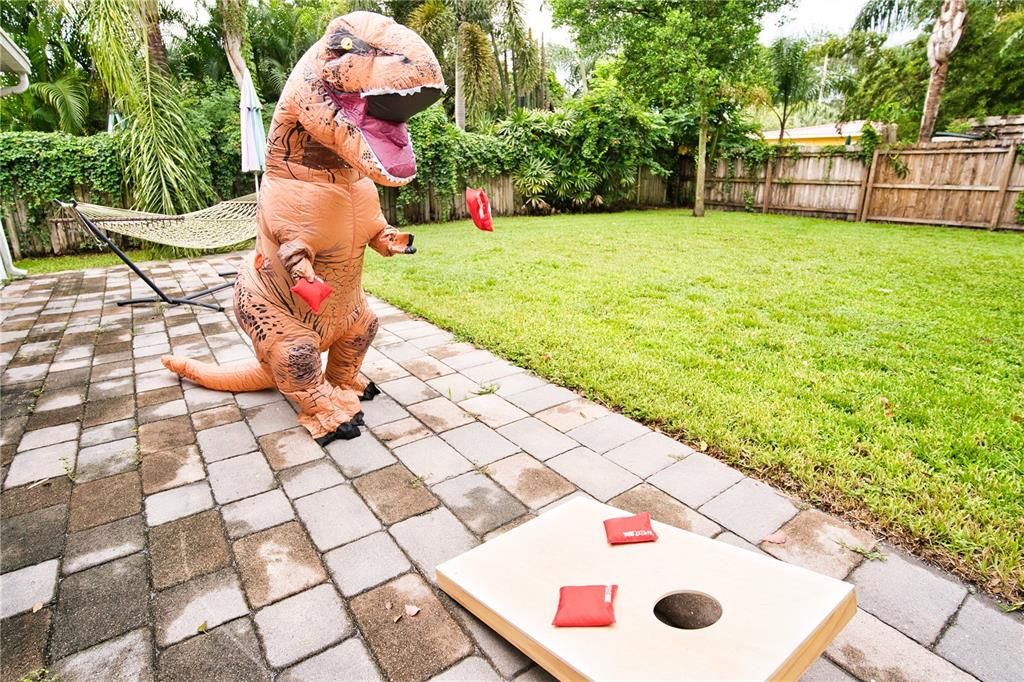 For Rent: $3,300 (4 beds, 2 baths, 1605 Square Feet)