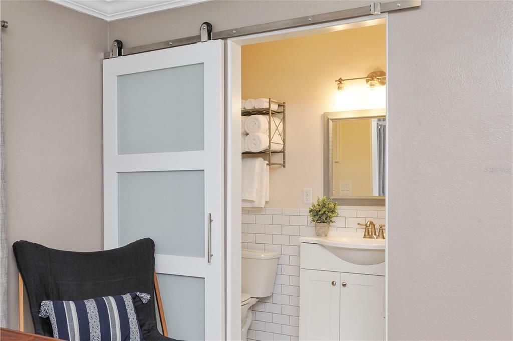 For Rent: $3,300 (4 beds, 2 baths, 1605 Square Feet)