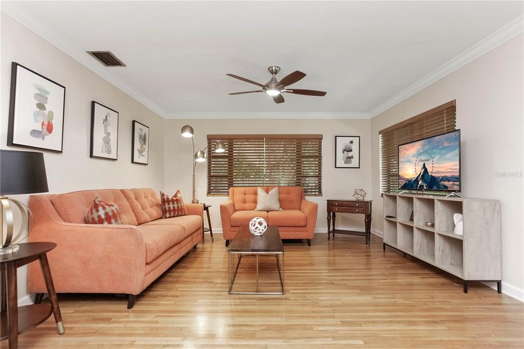 For Rent: $3,300 (4 beds, 2 baths, 1605 Square Feet)