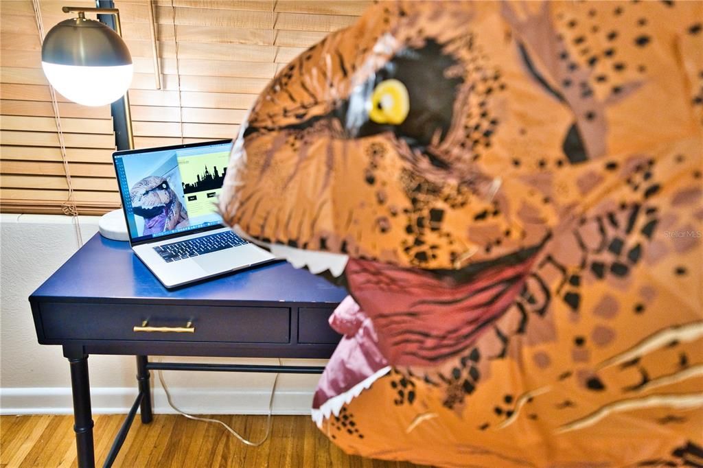 For Rent: $3,300 (4 beds, 2 baths, 1605 Square Feet)