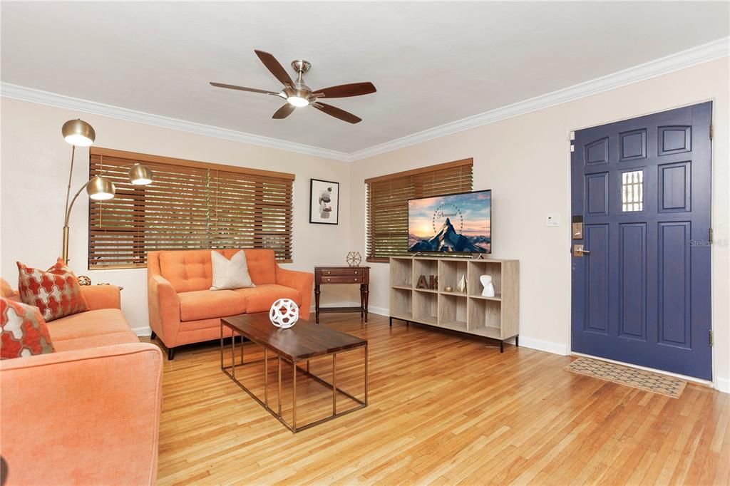 For Rent: $3,300 (4 beds, 2 baths, 1605 Square Feet)