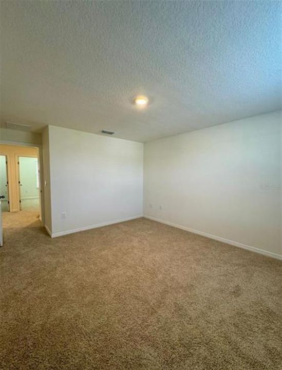 En Renta: $2,700 (3 camas, 2 baños, 1567 Pies cuadrados)