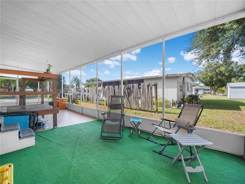 For Sale: $155,000 (3 beds, 2 baths, 1392 Square Feet)