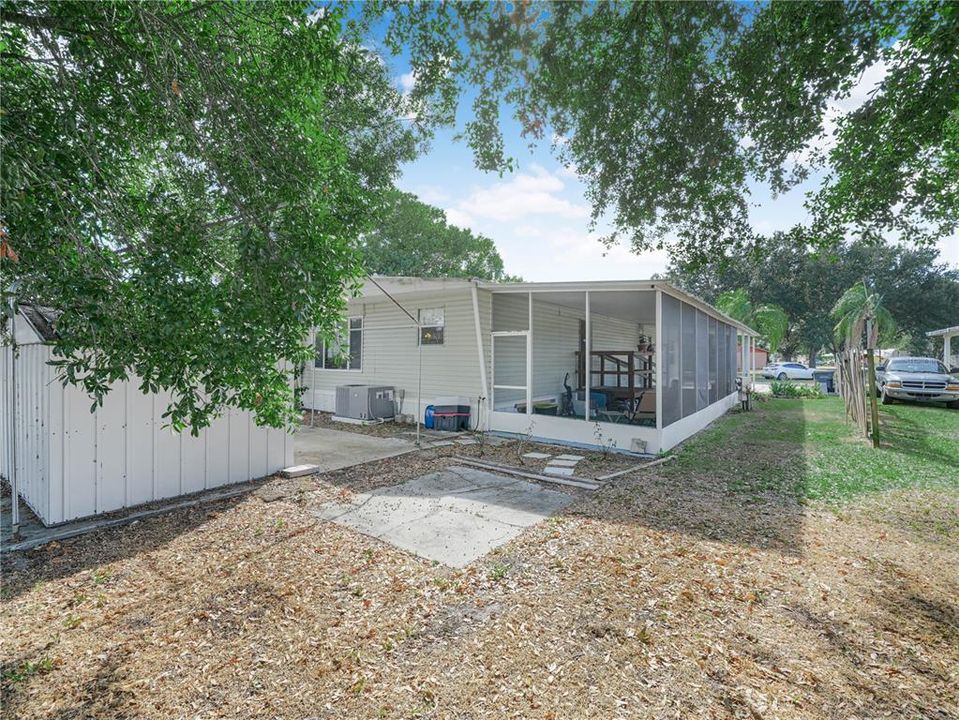 For Sale: $155,000 (3 beds, 2 baths, 1392 Square Feet)