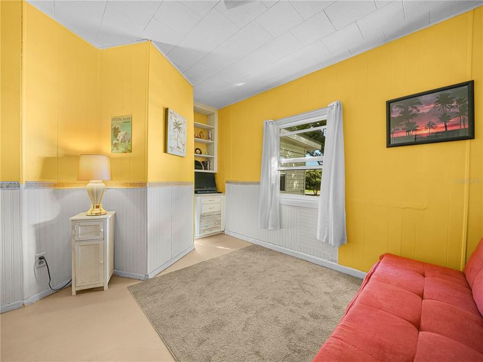 For Sale: $155,000 (3 beds, 2 baths, 1392 Square Feet)