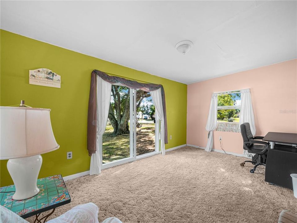 For Sale: $155,000 (3 beds, 2 baths, 1392 Square Feet)