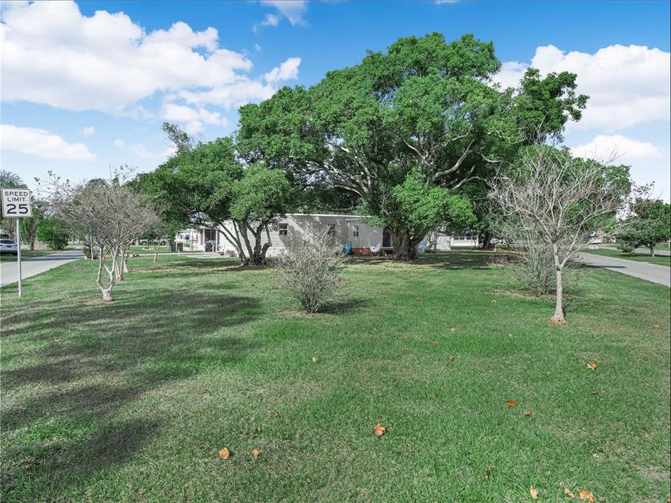 For Sale: $155,000 (3 beds, 2 baths, 1392 Square Feet)